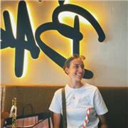 Me defino una persona pacífica y responsable,y me gustaría dar clases a niños de primaria